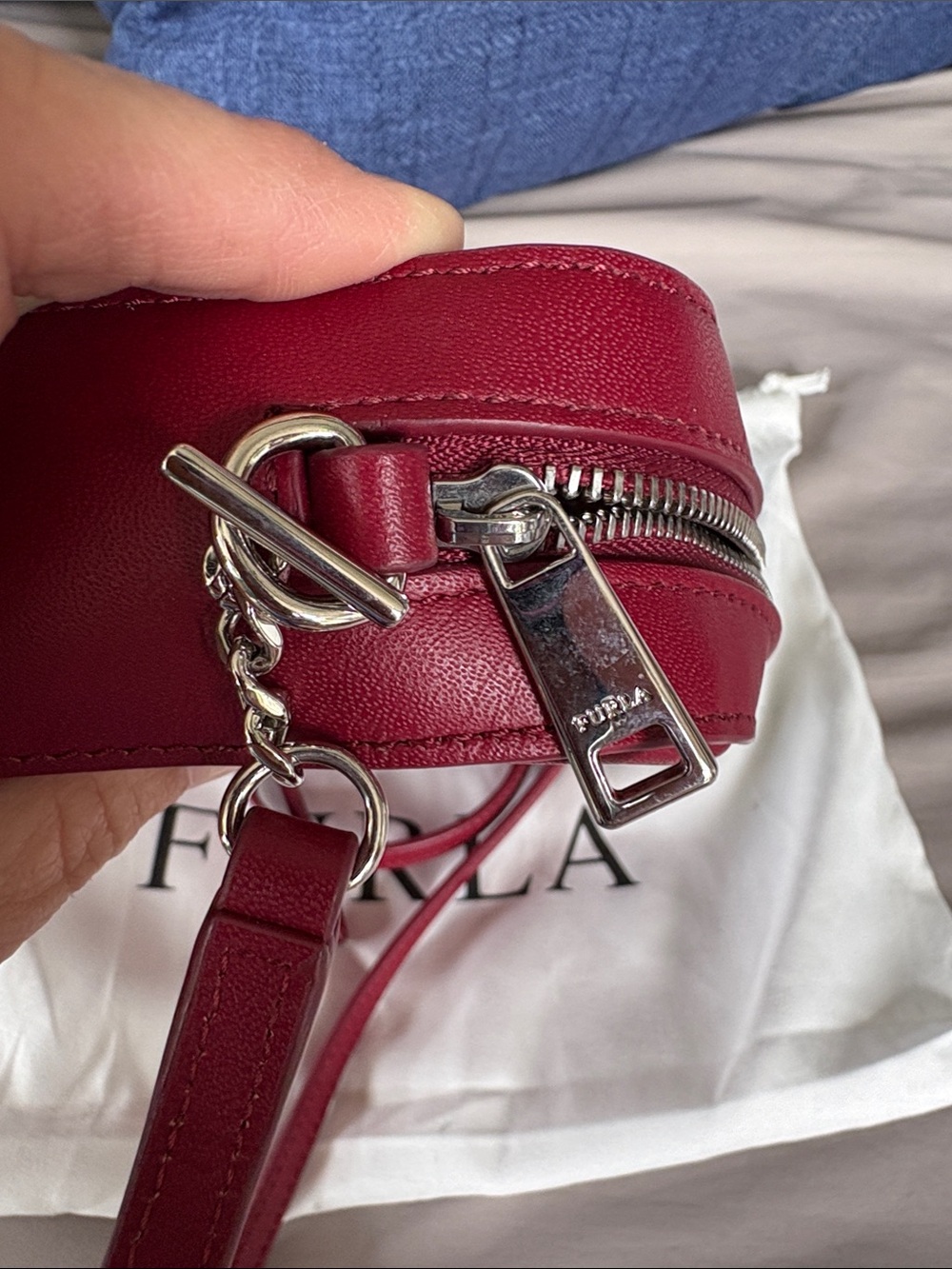 Furla Red Mini Quilted Leather Adjustable Crossbody Camera Bag With Dustbag - Picture 7 of 12